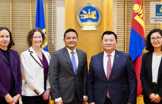 АНУ-ААС МОНГОЛ УЛСАД СУУГАА ЭЛЧИН САЙД РИЧАРД БУАНГАНЫГ ХҮЛЭЭН АВЧ УУЛЗЛАА