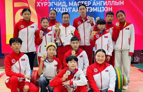 Хэнтийн тамирчид Я.Дөрвөнжингийн нэрэмжит хүндийн өргөлтийн тэмцээнд амжилттай оролцлоо