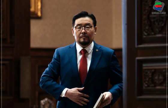 Ерөнхий сайдыг огцруулах саналыг хэлэлцэх хуралдаан хойшиллоо