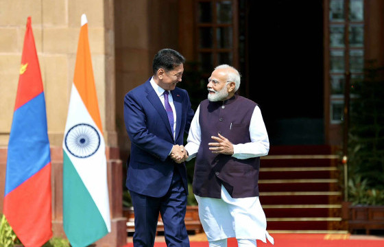 Монгол Улсын Ерөнхийлөгч У.Хүрэлсүхийг БНЭУ-ын Ерөнхий сайд Нарендра Моди угтлаа