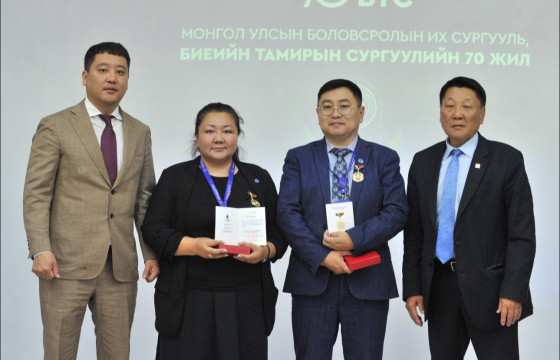 С.Мөнхнасан, Х.Должинханд нар МҮОХ-ны “Алтан медаль”-аар шагнагдлаа
