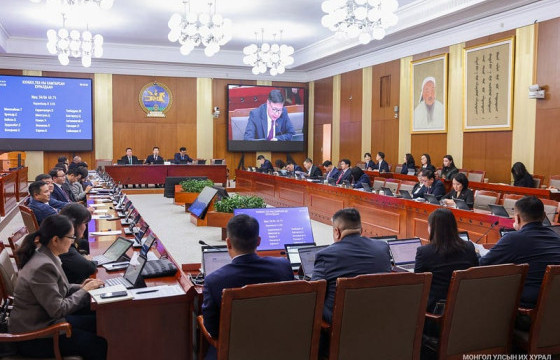 Багш, ажилчдын цалинг 20 хувь, эрүүл мэндийн салбарынхыг 15 хувь нэмэх тооцоолол гарчээ