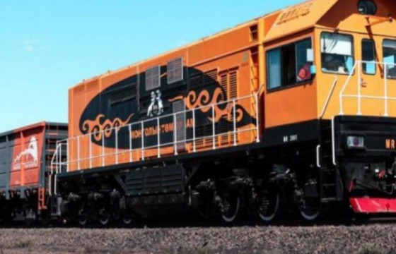 “Тавантолгой-Гашуунсухайт” чиглэлд дөрвөн сарын хугацаанд хоёр сая тонн нүүрс тээвэрлэж, түүхэн амжилт тогтоолоо