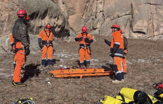 Аюулт үзэгдэл, ослын 73 удаагийн дуудлагаар 86 иргэний аюулгүй байдлыг ханган ажиллажээ