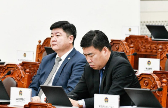 Нийтийн өргөдлийг Төрийн байгуулалтын болон Өргөдлийн байнгын хороонд хуваариллаа