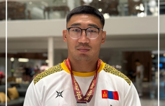 Э.Батболд пара жюү жицү-гийн дэлхийн аваргаас мөнгөн медаль хүртэв