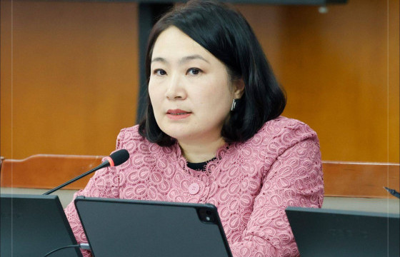 О.НОМИНЧИМЭГ: 10 настай хүүхдийн үзэгний саваас шинэ төрлийн тамхины бүтээгдэхүүн гарч ирсэн