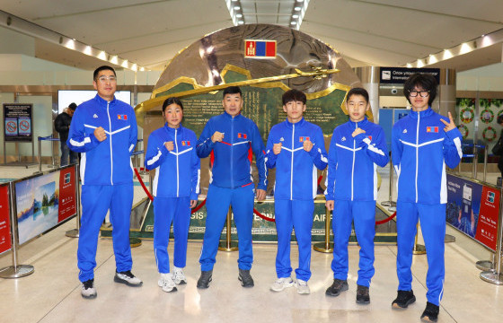 Холимог тулааны тамирчид Азийн аваргыг зорилоо