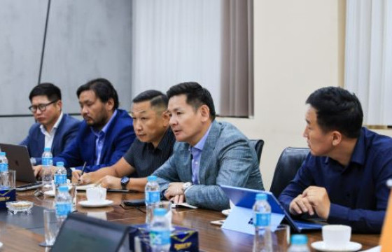 НҮҮРС ТЭЭВЭР, ТАТАН АВАЛТЫГ НЭМЭГДҮҮЛЭХ АСУУДЛААР ЧАЙНА ЭНЕРЖИ ГРУПП КОМПАНИЙН ТӨЛӨӨЛӨЛТЭЙ УУЛЗАЛТ ХИЙЛЭЭ