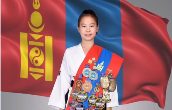 З.МӨНХХҮСЛЭН: Дэлхийн аварга болж, 