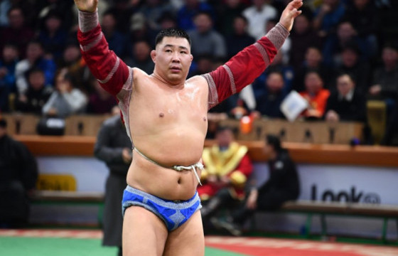 Эх, хүүхдийн нэрэмжит барилдаан болно