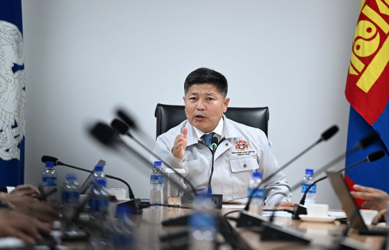 Х.Нямбаатар: Дүүргүүдийн ажил нийслэлээс гаргаж буй бодлого, шийдвэрээс зөрдөг байж болохгүй