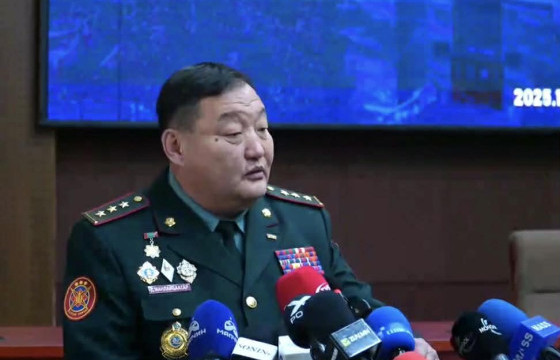 Д.МАНЛАЙБААТАР: ХУВЦАС СОЛЬДОГ КАМЕРГҮЙ ӨРӨӨНД ЦЭРГҮҮД НЭГНЭЭ ЗОДСОН ХЭРЭГ ГАРСАН 