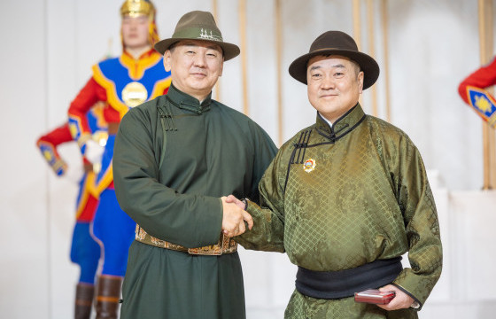 Г.Отгонжаргал “Хөдөлмөрийн гавьяаны улаан тугийн одон”-гоор шагнуулав