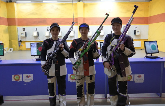 О.Янжиндулам хийн урт бууны 10 м-т алтан медаль хүртэв