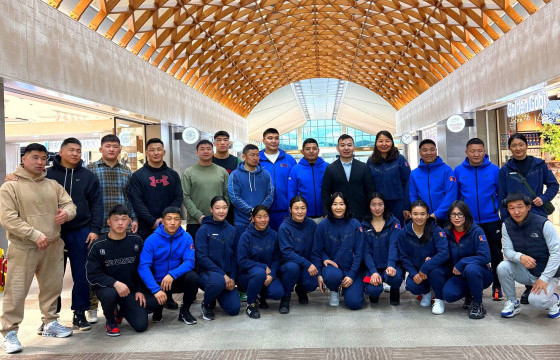 Чөлөөт бөхийн Үндэсний шигшээ багийн тамирчид Япон Улсыг зорилоо