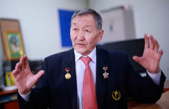 З.ОЙДОВ: “Нөхөр минь чи олимпын шүүгчийн мэдэхгүй мэхийг хийсэн гэж  байна. Ахиад чамайг хийвэл, хатуу арга хэмжээ авна шүү” гэсэн