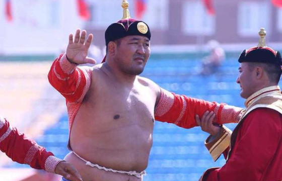 Ч.Санжаадамба аварга Монгол Улсын гавьяат тамирчин цол хүртэнэ