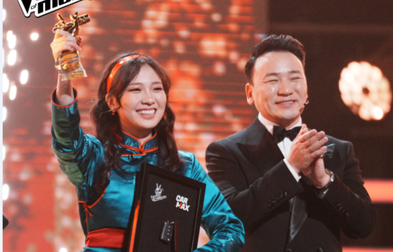 Э.Амин-Эрдэнэ “The Voice of Mongolia” шоуны ялагчаар тодорлоо