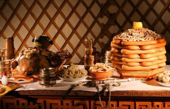 МОНГОЛ ТУУРГАТНЫ ЦАГААН САРЫН БАЯР