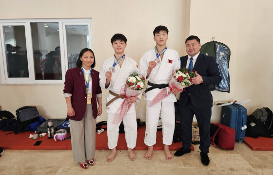 Европын цомоос өсвөрийн жүдочид 2 мөнгө, 3 хүрэл медаль хүртжээ